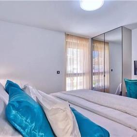 4-Bedroom Villa with heated pool and sea view, near Podstrana, sleeps 8